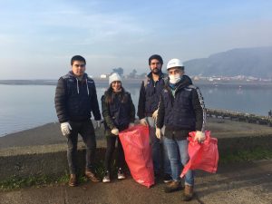 Estudiantes de INACAP limpiaron sector costero de Puerto Montt
