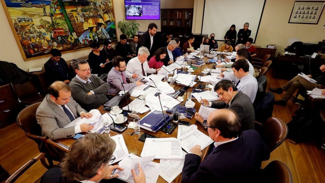 1563996379-comision-de-trabajo