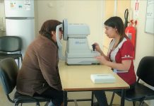 Servicio de Salud Reloncaví busca reducir lista de espera de oftalmología en Hualaihué