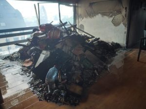 Dramáticos testimonios de habitantes y trabajadores del Edificio Kauak ante voraz incendio que arrasó con 4 locales comerciales