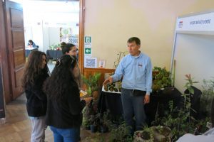 SERCOTEC inauguró feria de navidad en apoyo a pymes afectadas con estallido social