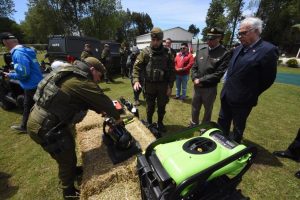 Entregan equipamiento de rescate y vehículos a GOPE Los Lagos por 247 millones de pesos