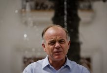 Ministro de Agricultura solidarizó con camioneros ante violencia terrorista que los afecta