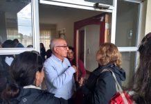 Tras manifestaciones de habitantes de Chaitén Gobernador de la Provincia de Palena Osvaldo Oelckers renunció a su cargo