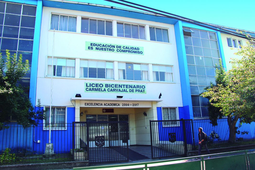 LICEO CARMELA CARVAJAL (4) copia