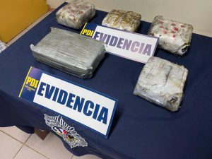 Detienen a extranjeros que enviaban droga a Osorno en repuestos de autos