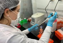 Laboratorio de AquaChile realizará pruebas diagnósticas de Covid-19 a partir de este viernes