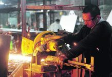 Crisis en mercado laboral: ofertas de trabajo anotan caída histórica de 60,9% en abril