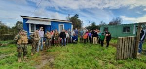 “Los Magníficos” continúan sanitizando barrios y entregando ayuda social en campamentos de Osorno