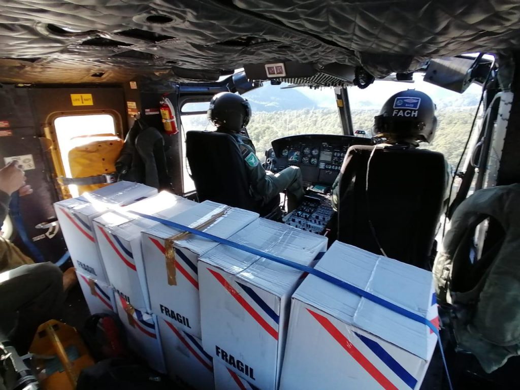 La FACH y Gobernación de Llanquihue coordinan operativo aéreo en sectores cordilleranos de la región de Los Lagos