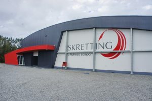 U. Austral de Chile y Skretting firman convenio de educación científica