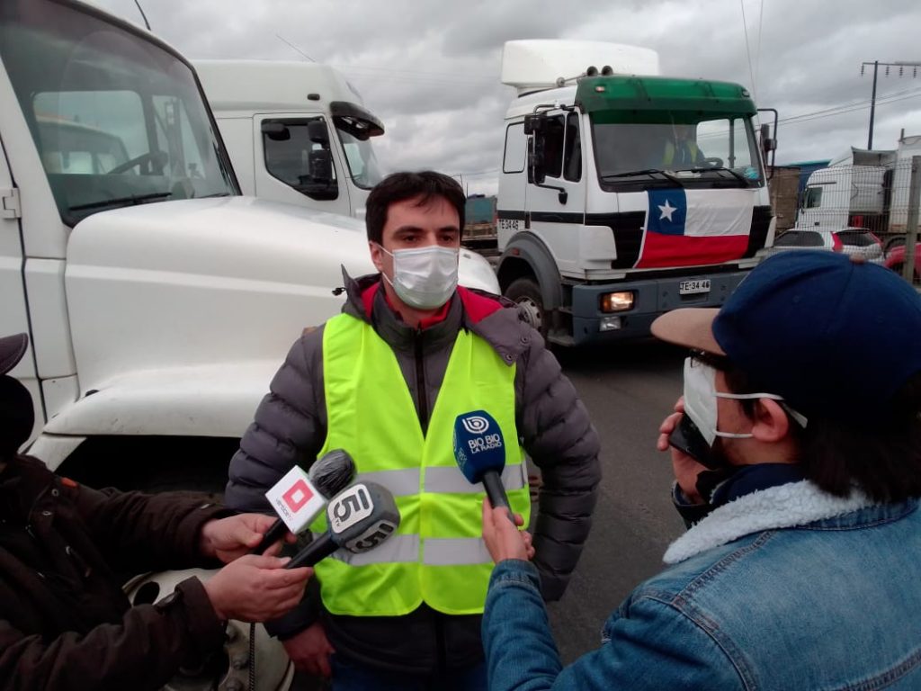 Dirigentes cifran en un 80% adhesión al paro de los camioneros en la Región de Los Lagos.
