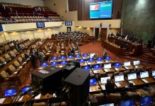 Pasa al Senado proyecto que tipifica como delito el negacionismo respecto a violaciones a derechos humanos