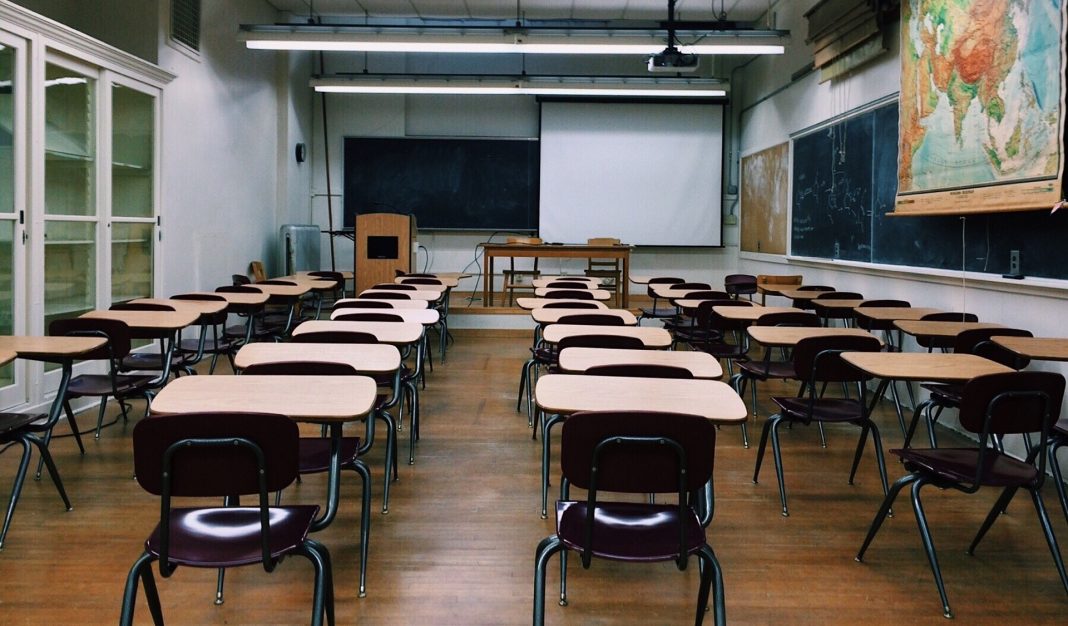 SALA_CLASES_EDUCACION