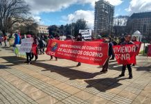 Allegados protestaron en Osorno exigiendo que el Minvu cumpla con sus compromisos