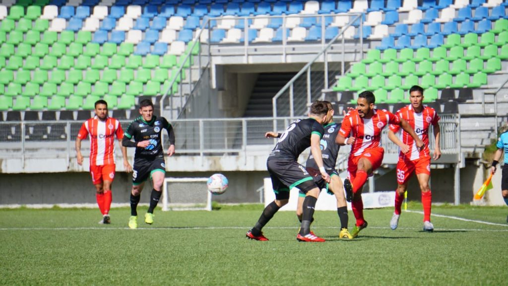 Puerto Montt gana 1 a cero a Unión San Felipe en el Estadio Chinquihue