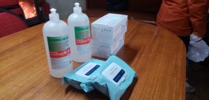 Municipio de Osorno entrega más de 2 mil kits de aseo para conductores del transporte público