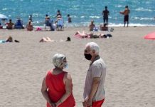 Chile impone el uso obligatorio de la mascarilla en playas y balnearios