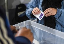 Personas que trabajan este domingo tendrán permiso de 2 horas para votar en primarias