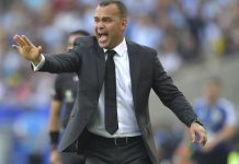 Dudamel llega al país para dirigir a la Universidad de Chile