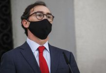 Ministro de Educación no descarta adelantar inicio de clases para febrero: «Es una alternativa»