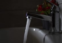 El agua comenzó a cotizar en la bolsa estadounidense y Greenpeace manifiesta su preocupación