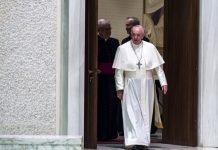 Mensaje de Navidad: Papa Francisco pide que Chile «pueda superar las recientes tensiones sociales»