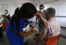 Director de Salud Municipal Osorno afirmó que obederán resolución del Minsal y respetarán edad para vacunar