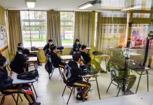 Mineduc y plan de vuelta a clases en marzo: Es seguro para docentes y todo el personal educativo