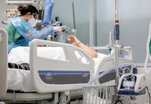 2.388 contagios y cuatro fallecidos dejó el covid-19 este viernes en la región de Los Lagos