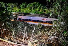 Accidente ferroviario en Taiwán deja al menos 51 fallecidos y decenas de heridos