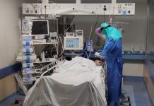 Profesionales de enfermería de la región evalúan paro por sobrecarga laboral