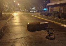 El extraño caso de un ataúd abandonado en plena calle céntrica de Puerto Montt