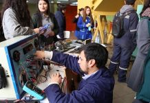 Buscan potenciar educación técnica a 80 años de su ingreso al sistema educativo chileno
