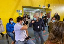 Se inició vacunación de CanSino en islas de Chiloé: Solo requiere una dosis contra el covid-19