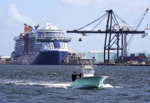 Cientos de turistas vacunados viajan a bordo del primer crucero que zarpa luego de la pandemia