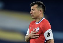 La Roja quiere olvidar su ajetreado fin de semana y lograr un triunfo ante Uruguay