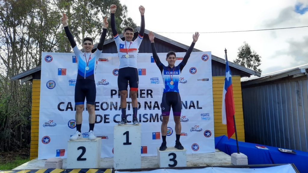 Ciclistas de todo el país participaron en el Primer Campeonato Nacional de Ruta Junior y Elite en Puerto Montt