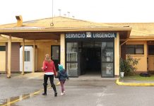 Despiden a dos ginecólogos del Hospital de Quellón tras la muerte de una embarazada