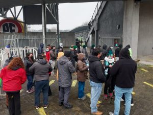 Alegría a medias: El público volvió al Chinquihue, pero "El Velero" cedió la punta en la Primera B