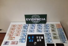 Detienen a dos sujetos por microtráfico de drogas y cohecho en Río Negro