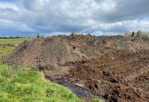 Denuncian contaminación con aceite quemado en subsuelo de loteo en la Ruta U-55 en Osorno