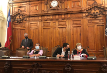 Ex presidenta Michelle Bachelet llegó hasta la Convención Constitucional y destacó la labor del órgano