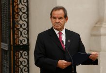 Andrés Allamand presentó su renuncia como ministro de Relaciones Exteriores