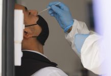 Covid: Minsal ordenó el aumento de test de antígenos en personas sintomáticas y asintomáticas