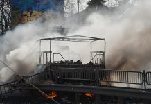 Rusia dice que Putin ordenó detener avance de sus tropas «a la espera de conversaciones», pero que Ucrania «rechazó» dialogar