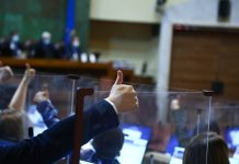 Cámara aprueba permitir tramitación de proyectos que buscan un nuevo retiro del 10% desde los fondos de pensiones