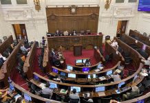 Mario Vargas llamó a la tranquilidad a la ciudadanía tras rechazo de 34 normas de la Comisión de Medio Ambiente