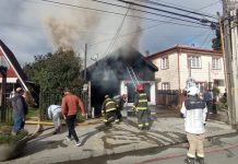 Investigan causas del incendio que consumió Base Samu de Castro