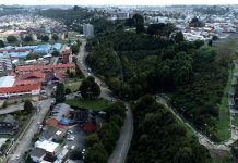 Suspenderán tránsito en cuesta Ejército de Puerto Montt por socavón de 8 metros